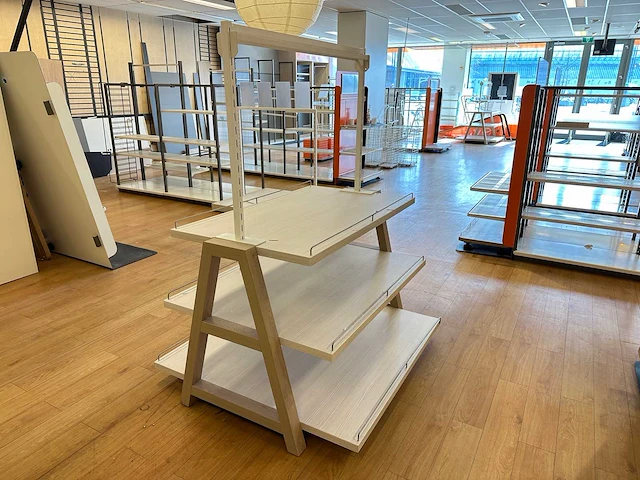 Houten etagère 179 cm hoog - afbeelding 2 van  5