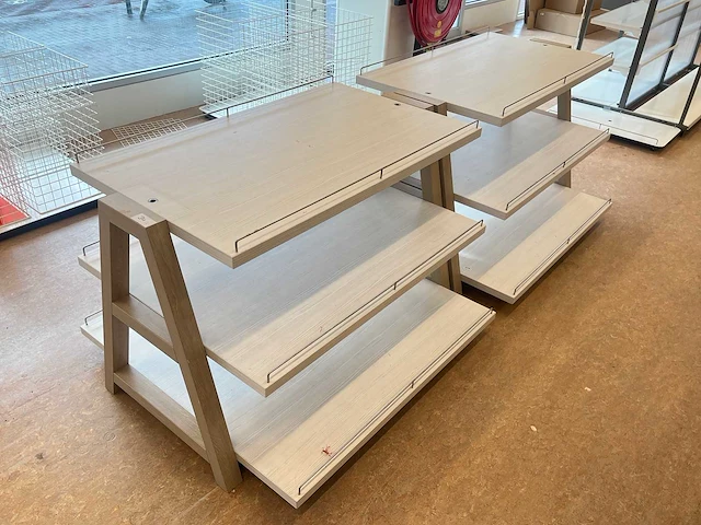 Houten etagère 90 cm hoog (2x) - afbeelding 1 van  5