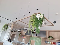 Houten hangconstructie - 530x162 cm - afbeelding 1 van  3