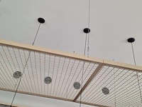 Houten hangconstructie - 530x162 cm - afbeelding 3 van  3