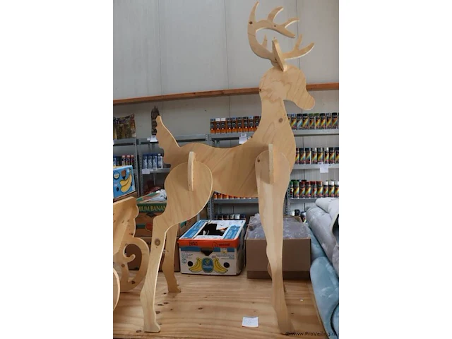 Houten hert met slee - showroommodel - 190x40x150cm - afbeelding 2 van  6