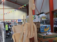 Houten hert met slee - showroommodel - 190x40x150cm - afbeelding 3 van  6