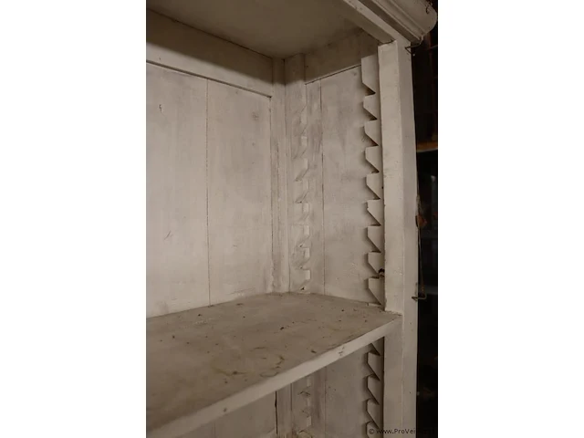 Houten kast met legplanken en 2 laden - afbeelding 3 van  4