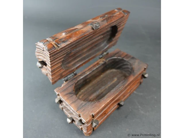 Houten kist - afbeelding 4 van  5