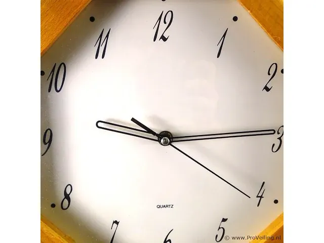 Houten klok - afbeelding 3 van  5