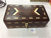 Houten koffertje met inleg - afbeelding 1 van  3