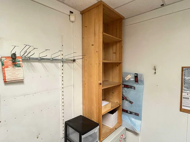Houten kolomkast - afbeelding 2 van  4