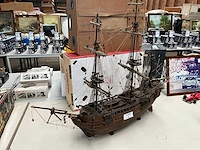 Houten modelship - afbeelding 1 van  9