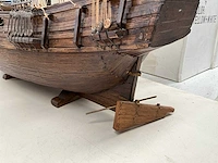 Houten modelship - afbeelding 9 van  9