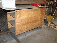 Houten montagekar. afmeting 200 x 60 x 104 cm. - afbeelding 1 van  1