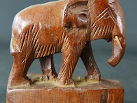 Houten olifant - afbeelding 2 van  3