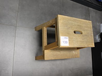 Houten opstapje ikea. - afbeelding 1 van  2