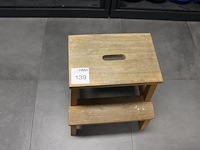 Houten opstapje ikea. - afbeelding 2 van  2