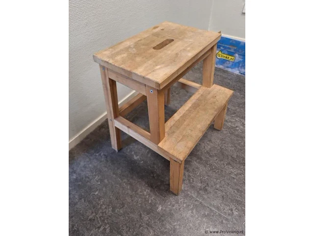 Houten opstapje - afbeelding 1 van  2