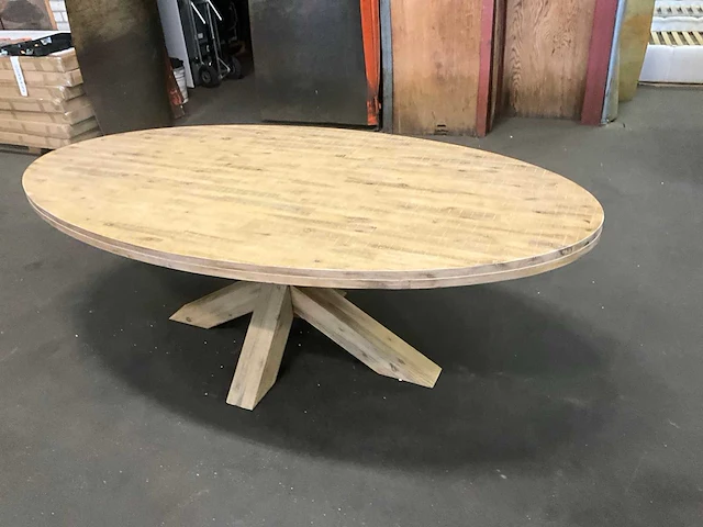 Houten ovale eetkamertafel - afbeelding 4 van  6