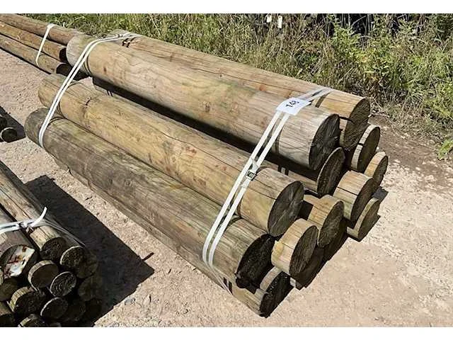 Houten palen (4x) - afbeelding 1 van  3