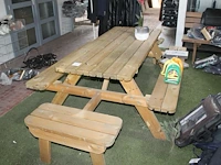 Houten picknickbank met vier banken. tafelafmeting 74 x 177 cm. totale afmeting 282 x 152 cm. - afbeelding 2 van  2