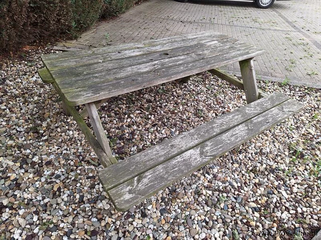 Houten picknicktafel - 175x180x74cm - afbeelding 2 van  2