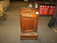 Houten preekstoel . afmeting 59 x 50 x 102 cm. - afbeelding 1 van  2