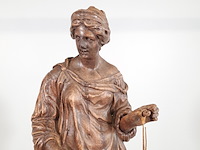 Houten sculptuur, vrouwe justitie - afbeelding 5 van  10