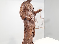 Houten sculptuur, vrouwe justitie - afbeelding 6 van  10