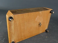 Houten sigarettenkistje met interieur - afbeelding 5 van  5