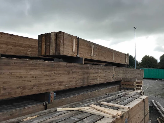 Houten spanten 13x55x530cm (6x) - afbeelding 1 van  4