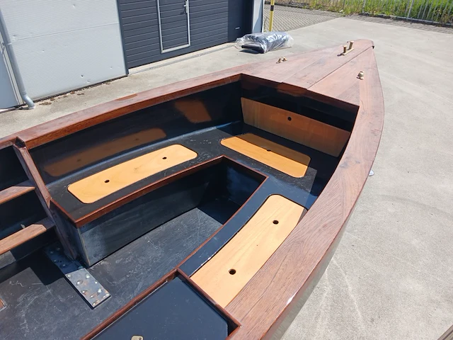 Houten spitsgat sloep met bun - afbeelding 11 van  36