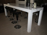 Houten statafel. afmeting 300 x 100 x 105 cm. - afbeelding 1 van  1
