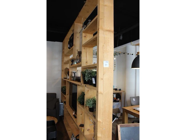 Houten stelling van steigerhout afm. 320 x 280 cm. - afbeelding 2 van  3