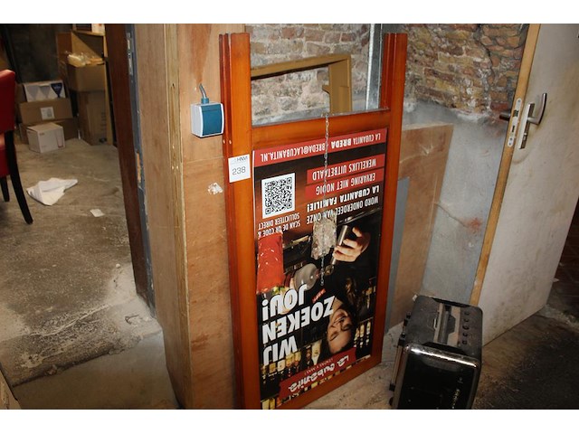 Houten stoepbord. afmeting 72 x 140 cm. - afbeelding 2 van  2