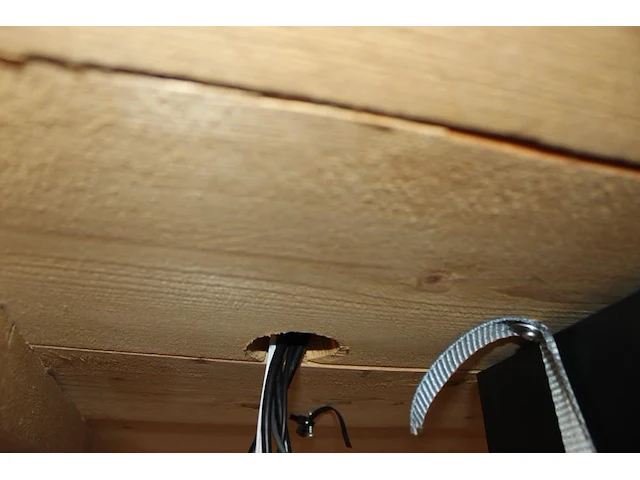 Houten tafel. afmeting 350 x 120 x 76 cm. - afbeelding 7 van  8