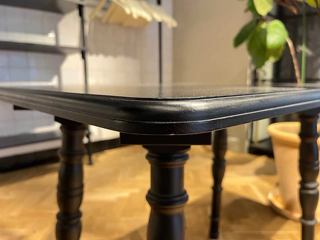 Houten tafel - afbeelding 4 van  6