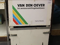 Houten tapijtbox met transport- en afrolmiddelen en takel ten behoeve van tapijttransport. afmeting 70 x 60... - afbeelding 2 van  2
