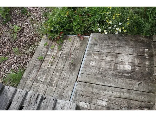Houten tegels - 120x76x4cm - 16 stuks - afbeelding 3 van  3