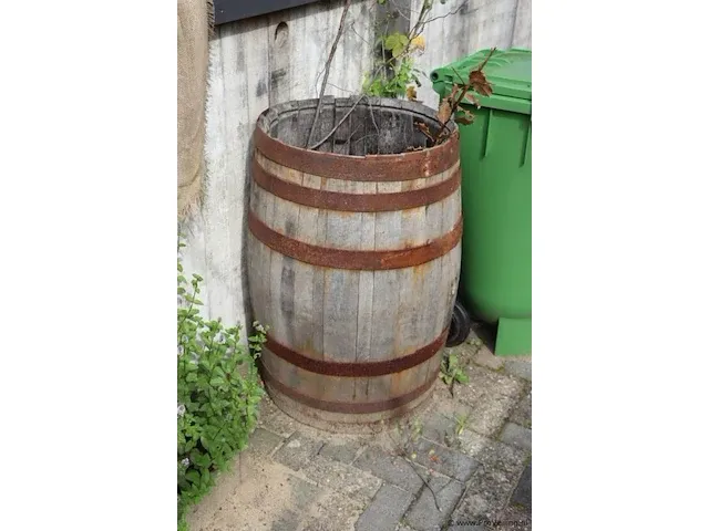 Houten ton - 52cm (d) x 87cm (h) - afbeelding 1 van  4