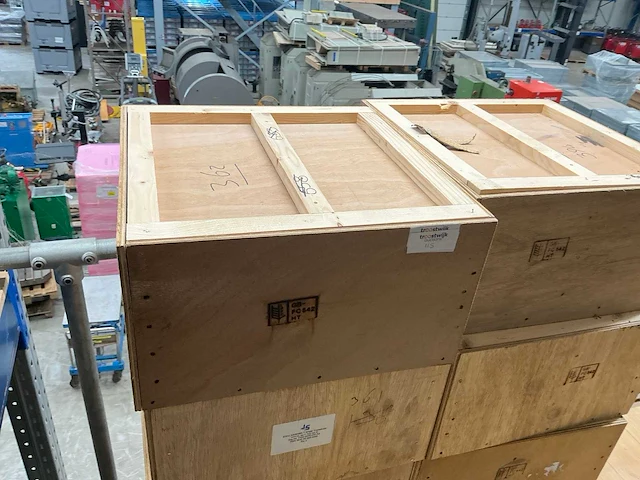 Houten transportkist (10x) - afbeelding 1 van  4