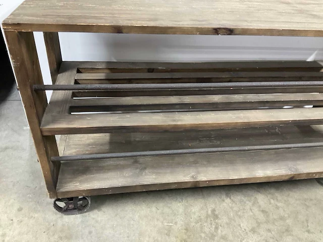 Houten verrijdbare sidetable - afbeelding 2 van  4