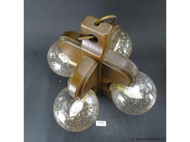 Houten vintage hanglamp met glazen bollen - afbeelding 5 van  5