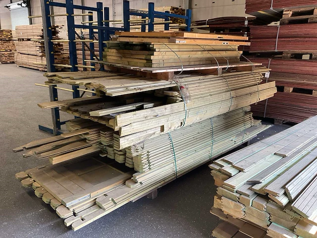 Houten vloer blokhut - afbeelding 1 van  6