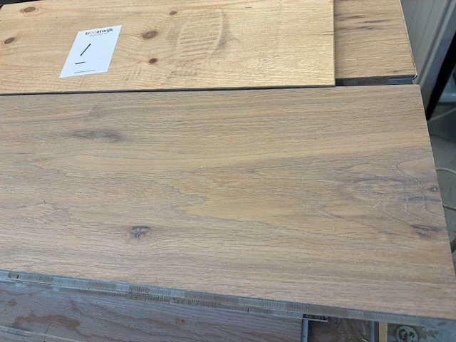 Houten vloer grenen 80m² - afbeelding 3 van  6
