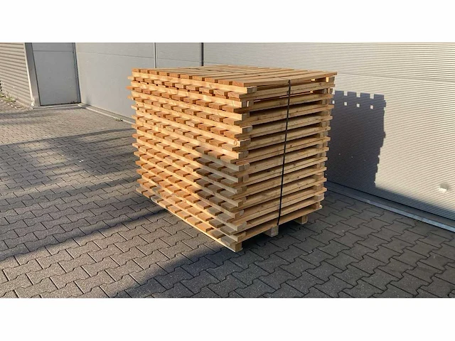 Houten vlonder 1340x1000mm (26x) - afbeelding 1 van  4