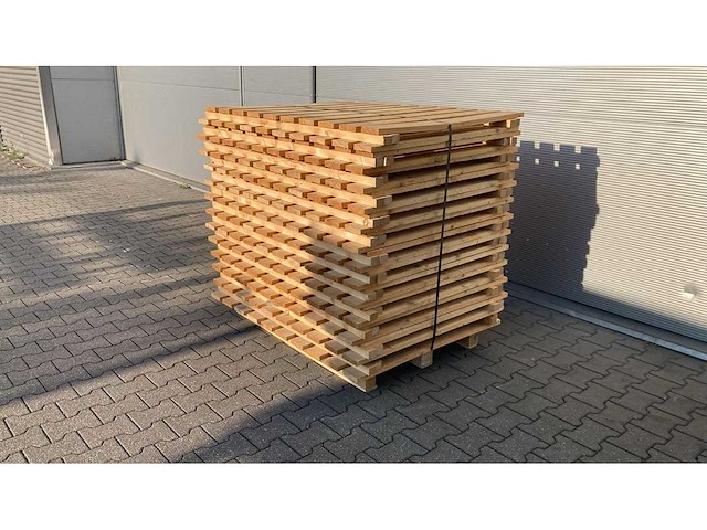 Houten vlonder 1340x1000mm (26x) - afbeelding 1 van  4