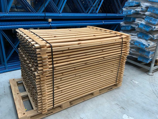 Houten vlonder 1700x1200mm (24x) - afbeelding 1 van  6