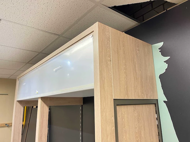 Houten wandkast met achterwand - afbeelding 6 van  8