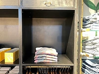 Houten wandkast met laden - afbeelding 8 van  10