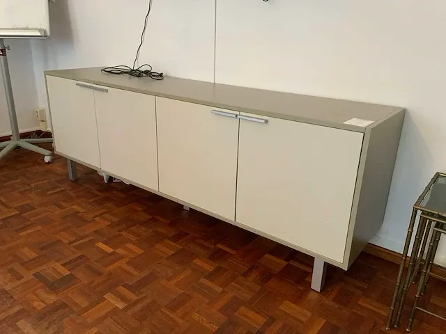 Houten wandkast - afbeelding 2 van  4