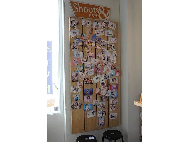 Houten wandrek afm. 85 x 180 cm. - afbeelding 1 van  2