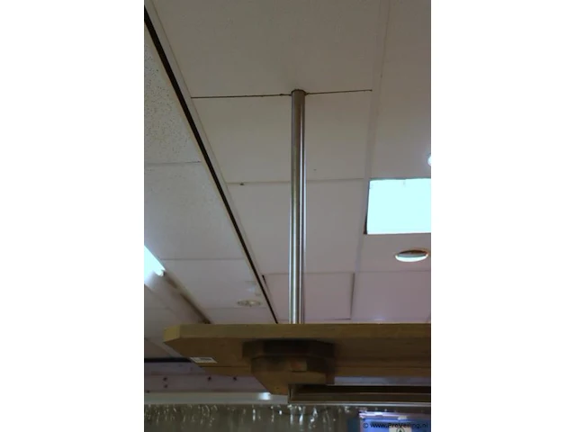 Houten wandrek incl. rvs plafond stang - 300x60x100cm - afbeelding 3 van  4