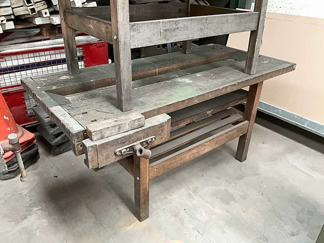 Houten werkbank (3x) - afbeelding 4 van  7